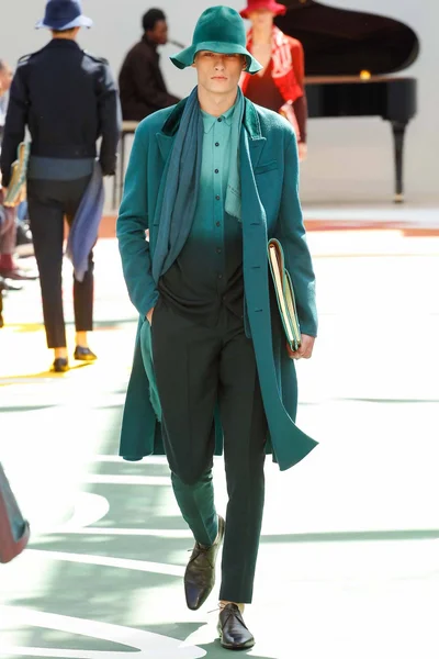 Look 36